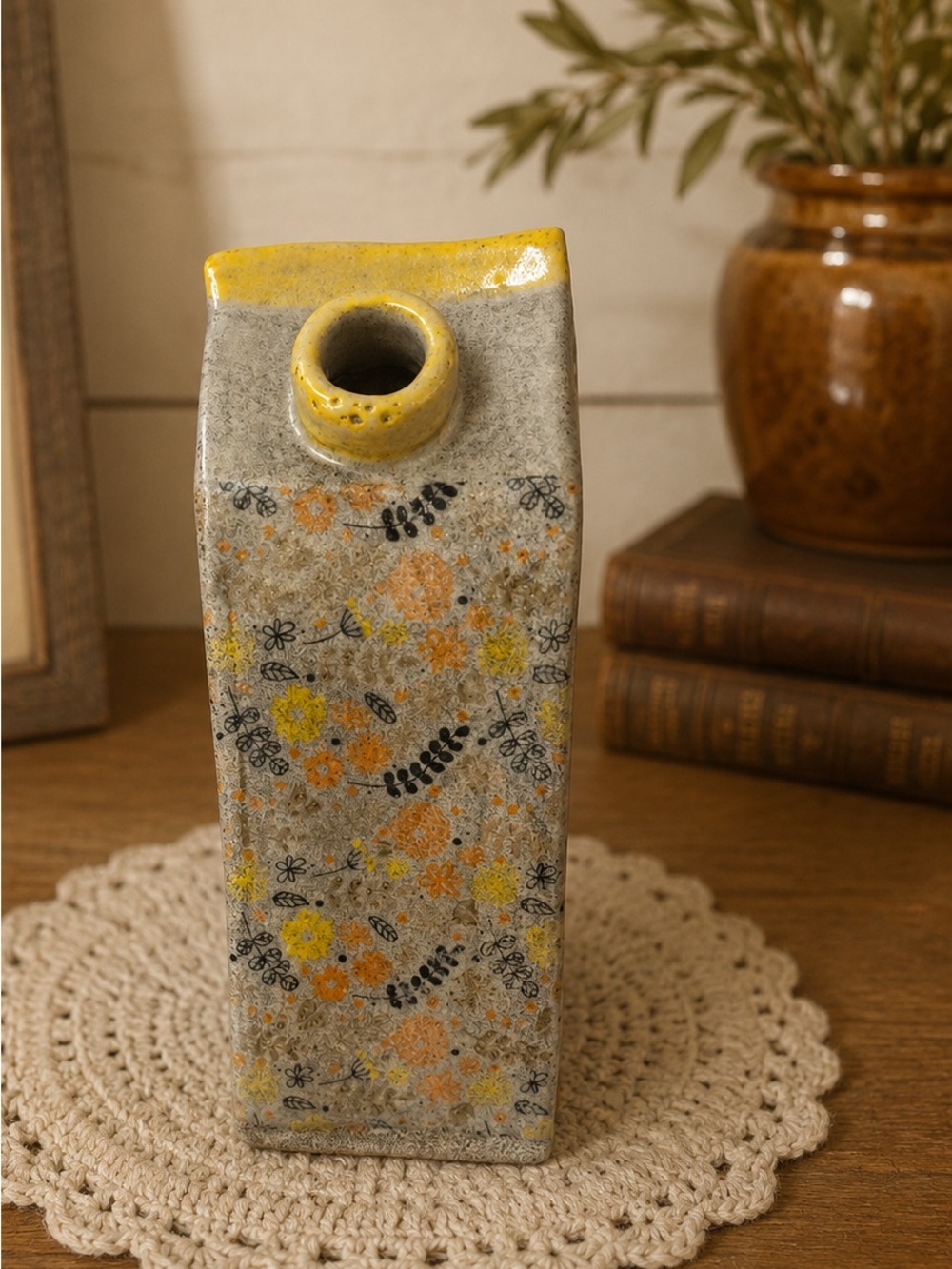 Hand-Painted Ceramic Vase – Floral Grey & Yellow Design